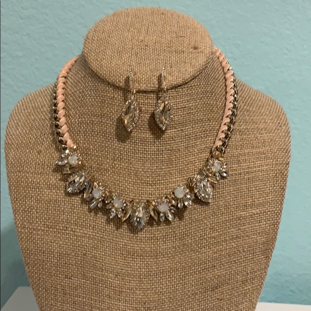 Chloe Isabel Jolie necklace and earrings